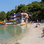 Apartments With A Parking Space Makarska - 22168