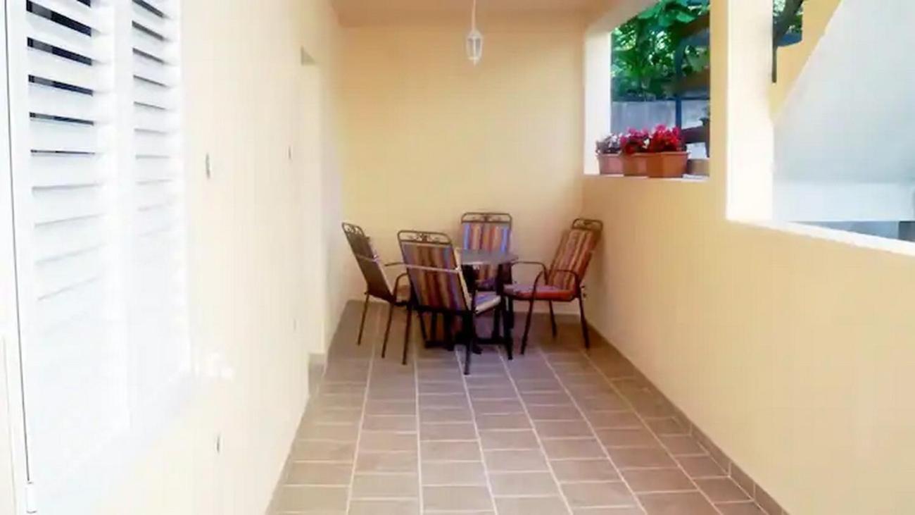 With A Parking Space - 22168 Makarska
