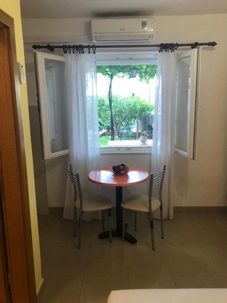 With A Parking Space - 22168 Makarska