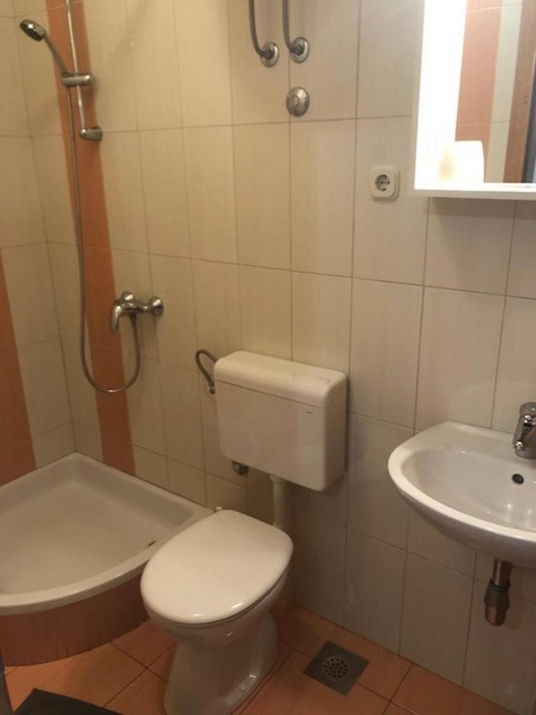 Apartment With A Parking Space - 22168 Makarska